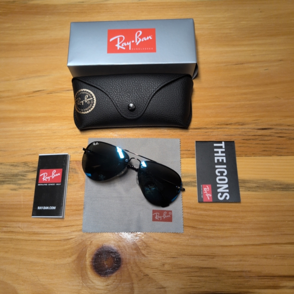 Ray-Ban Classic Black Aviator Sunglasses